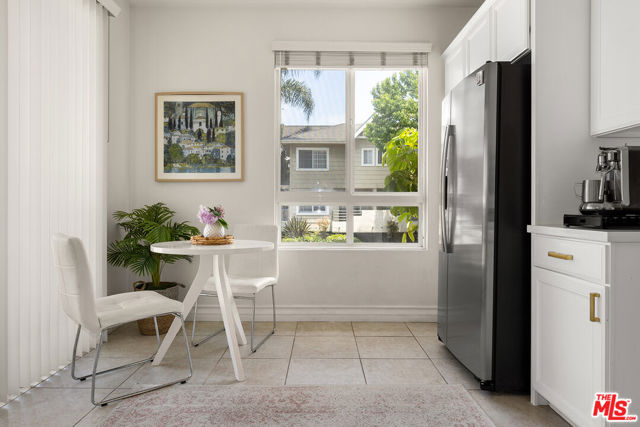 11428 National Boulevard, Los Angeles CA: https://media.crmls.org/mediaz/3e034d3f-88ca-4fce-a10b-fe60ce65f654.jpg