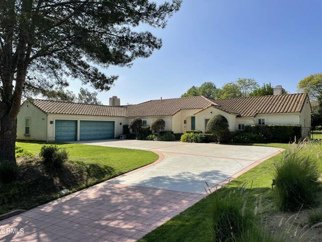 1251 Via Latina Drive, Camarillo CA: https://media.crmls.org/mediaz/3e04746e-68c1-4b9b-943d-cddeab342831.jpg