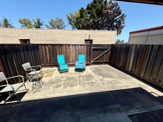 1576 Marina Court, San Mateo CA: https://media.crmls.org/mediaz/3e04a5be-29c5-4d30-a74e-1c6830190c50.jpg