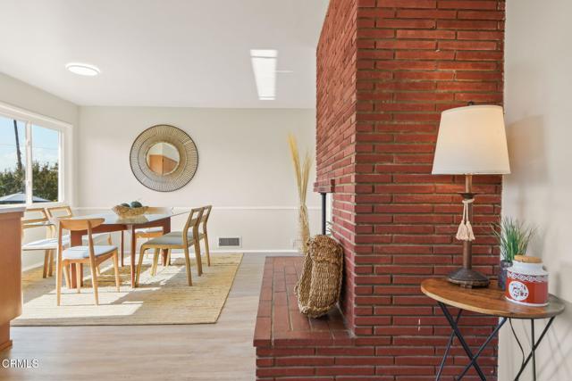 Detail Gallery Image 10 of 54 For 2702 Orange Ave, La Crescenta,  CA 91214 - 3 Beds | 2 Baths