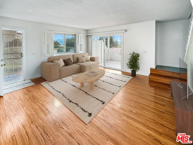 16317 Main Street, La Puente CA: https://media.crmls.org/mediaz/3e06485b-27ab-4a5d-8bde-40e1ff400a69.jpg