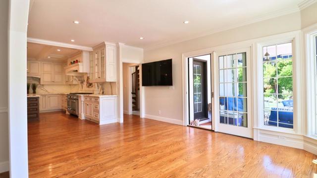 200 Iris Way, Palo Alto CA: https://media.crmls.org/mediaz/3e06d072-37dc-4f09-842a-c89cd12e3b10.jpg
