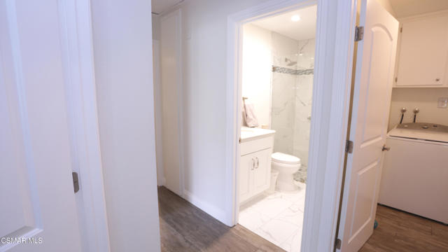 35205 Village 35, Camarillo CA: https://media.crmls.org/mediaz/3e0792a0-0e4e-432c-b0ce-f45a163f6d12.jpg