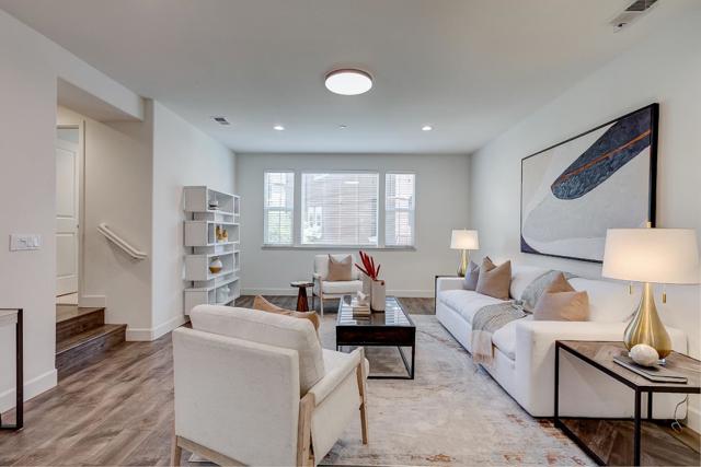 38924 Lemongrass Way, Newark CA: https://media.crmls.org/mediaz/3e07a3c1-bfac-4e6f-8030-871984c56cd4.jpg