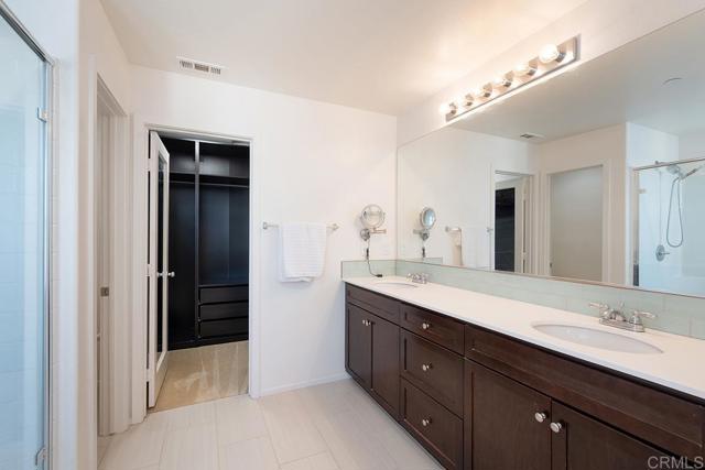 Detail Gallery Image 6 of 51 For 1817 Casa Torre Way, Chula Vista,  CA 91915 - 5 Beds | 3 Baths