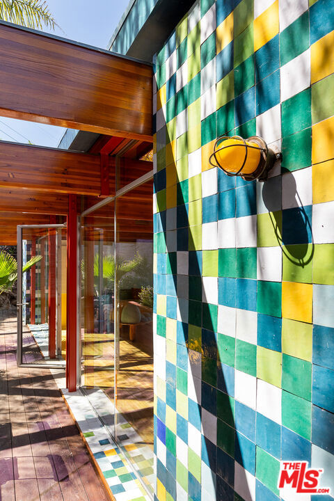1515 Killarney Avenue, Los Angeles CA: https://media.crmls.org/mediaz/3e0b8bc9-5ede-4f72-bd22-e9c8e9e3def5.jpg