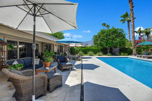 71138 Patricia Park Place, Rancho Mirage CA: https://media.crmls.org/mediaz/3e0cedd8-510c-4619-a83c-c49a8a40bce8.jpg