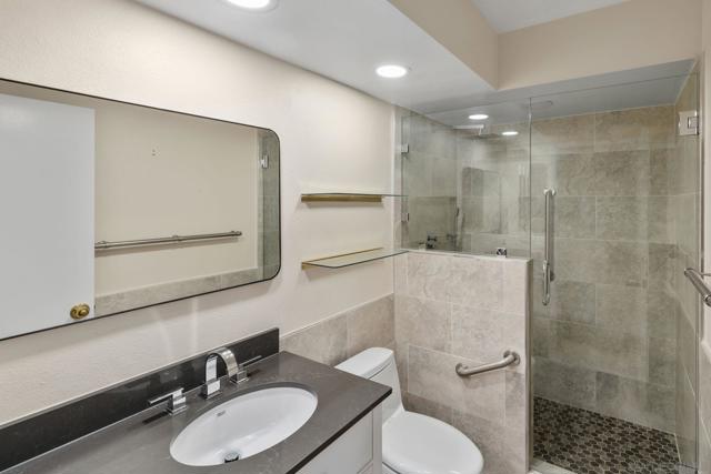 5476 Castle Hills Dr, San Diego CA: https://media.crmls.org/mediaz/3e0e1ef0-c780-4312-bea1-90bb9be99684.jpg