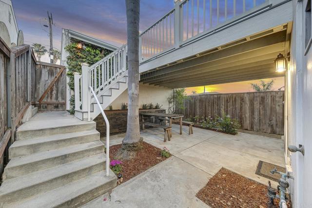 644 Grant Street, Oceanside CA: https://media.crmls.org/mediaz/3e0f53e9-0b38-4c1e-ab7d-879a0915ab33.jpg