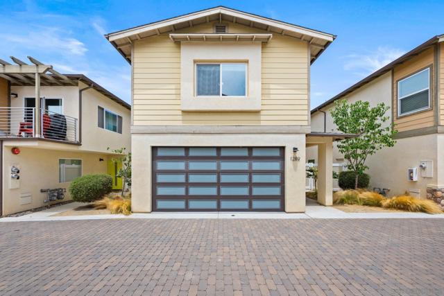 1289 Donax, Imperial Beach CA: https://media.crmls.org/mediaz/3e0ff800-461e-4a00-a945-8e727113b794.jpg