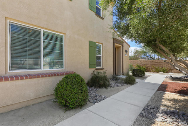601 Calle Vibrante, Palm Desert, CA 92211