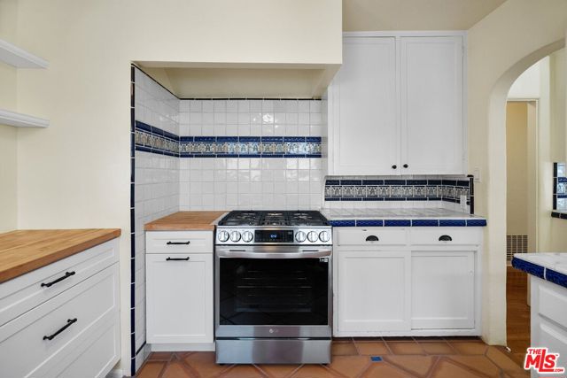 848 17th Street photo 22