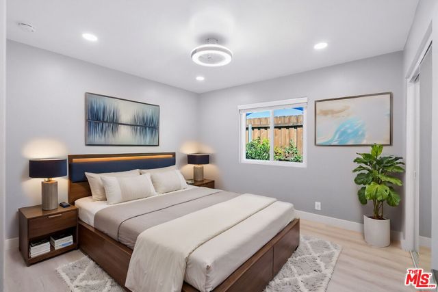 8901 Rubio Avenue, North Hills CA: https://media.crmls.org/mediaz/3e106ba5-6bf7-47e4-90ab-7341d5e79dce.jpg