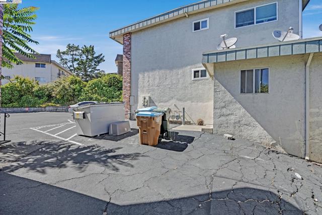 Image 6 of 14 For 1500 4th St