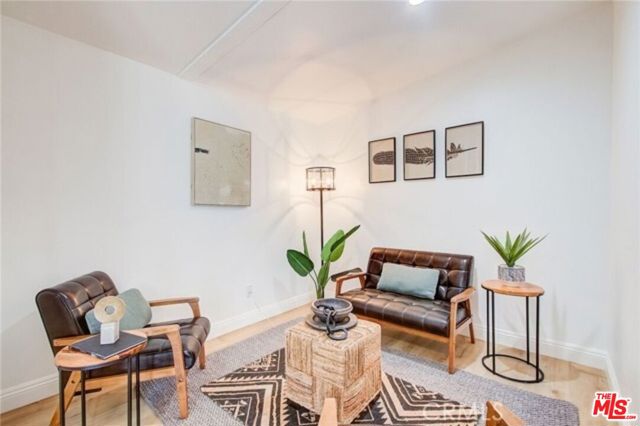 1856 W 14th Street, Los Angeles CA: https://media.crmls.org/mediaz/3e11c40a-16e2-44db-bfda-cb0468f41e80.jpg