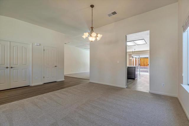 2161 Teakwood Court, Hollister CA: https://media.crmls.org/mediaz/3e120fad-255f-4cec-bee0-c6f78f8c0f69.jpg
