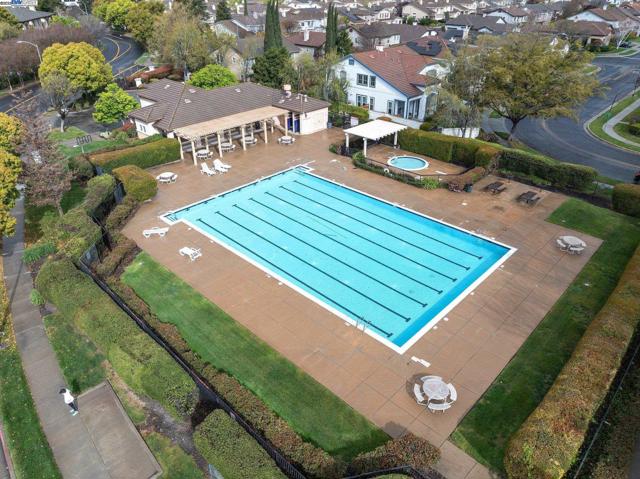 5089 Winterbrook Ave, Dublin CA: https://media.crmls.org/mediaz/3e132072-980d-4bbc-86ac-d15e9da51c25.jpg