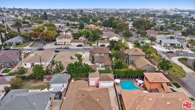 6311 La Tijera Boulevard, Los Angeles CA: https://media.crmls.org/mediaz/3e135772-3c0c-4428-8159-6ba2c4202b4d.jpg