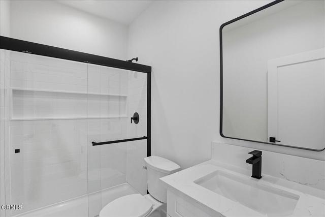 Detail Gallery Image 9 of 14 For 1905 Ocean Ave, Ventura,  CA 93001 - 2 Beds | 2 Baths