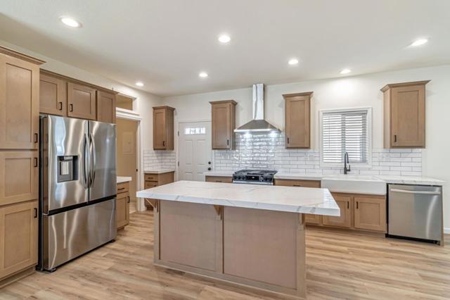 510 Saddlebrook Drive, San Jose CA: https://media.crmls.org/mediaz/3e14d146-2423-4fca-ad12-e4e285c0a963.jpg