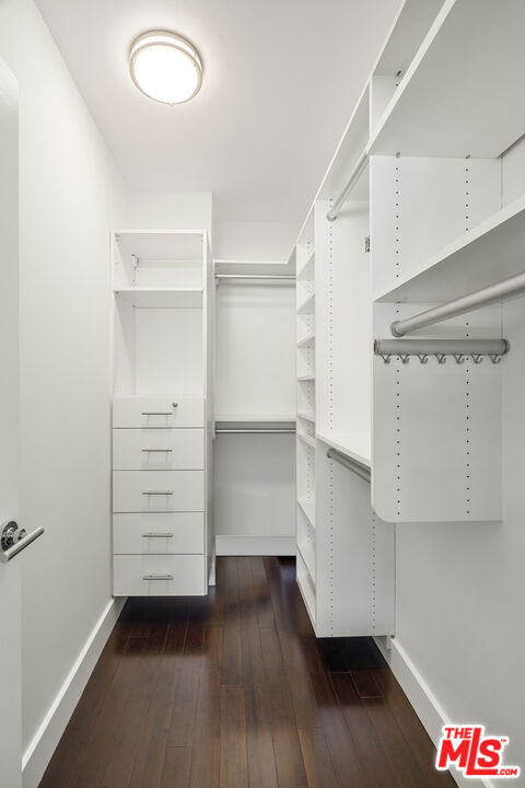 8787 Shoreham Drive, West Hollywood CA: https://media.crmls.org/mediaz/3e14e72a-2699-46a3-a069-d88014ad15cb.jpg