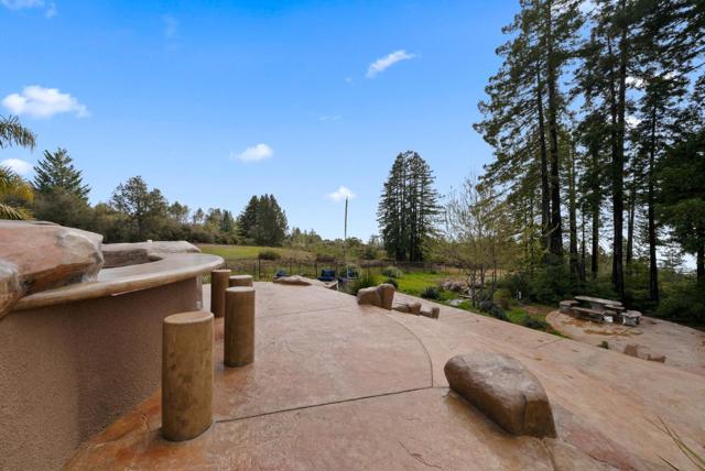 1061 Summit Road, Watsonville CA: https://media.crmls.org/mediaz/3e151454-0669-4052-9fa8-a0992fe7646a.jpg