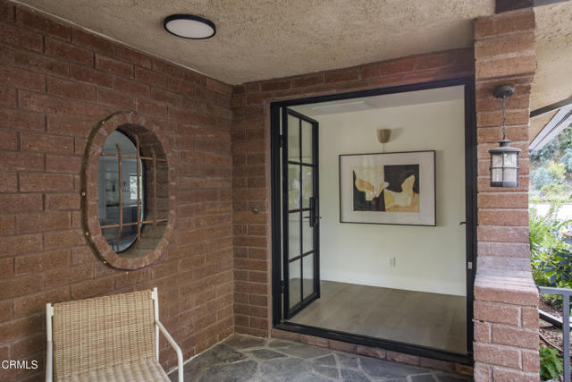 Detail Gallery Image 37 of 40 For 2994 Durand Dr, Los Angeles,  CA 90068 - 5 Beds | 3 Baths