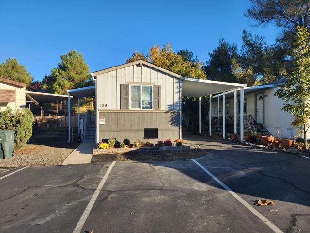 108 Cottonwood Road, Oroville CA: https://media.crmls.org/mediaz/3e15ce77-302e-47f1-97c2-d800546c5a08.jpg