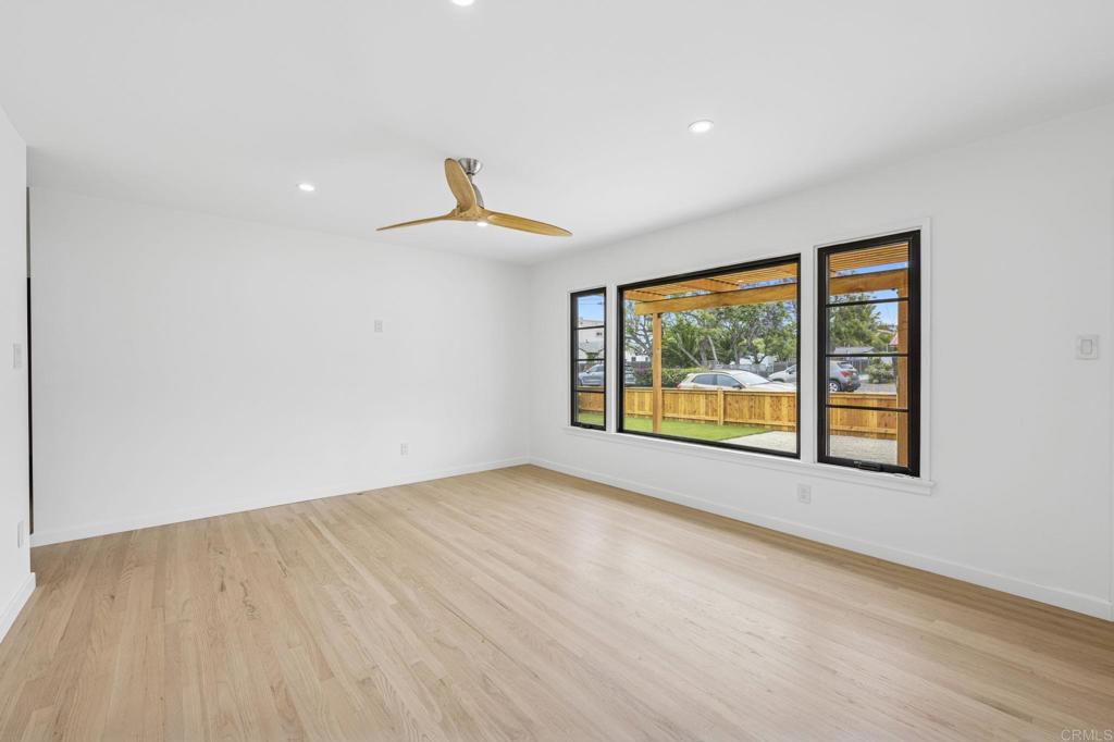 1061 Buena Vista Way - photo 13