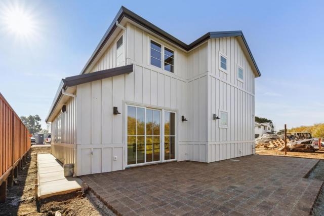 577 Creekside Court, Half Moon Bay CA: https://media.crmls.org/mediaz/3e17f705-9ff4-4336-ab91-20a87a7218fa.jpg