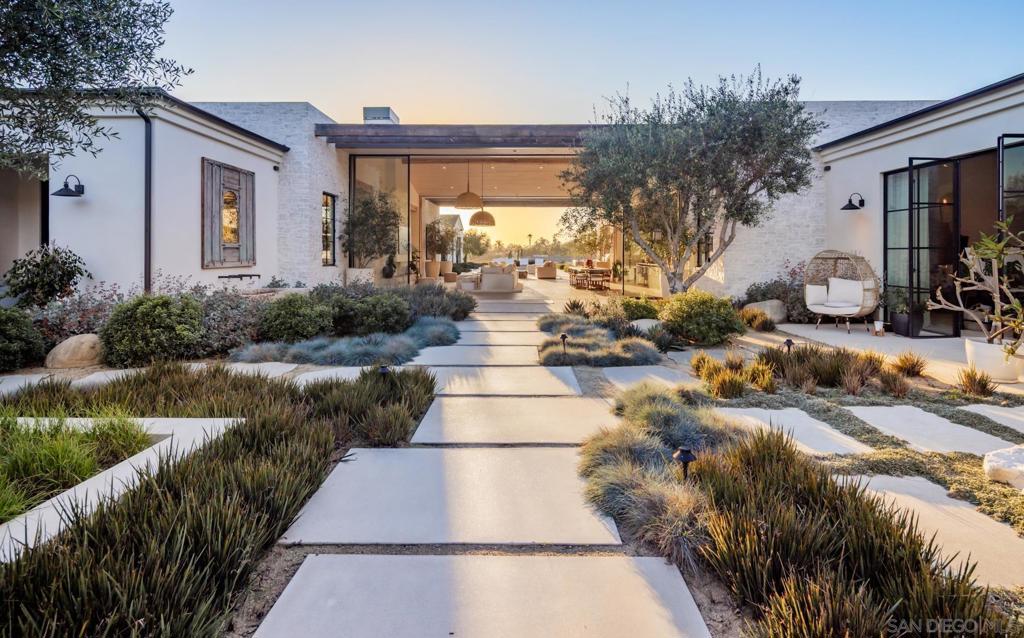 MLS #260007132SD image #1