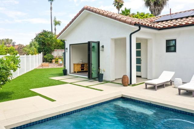 2630 Vistosa Place, Carlsbad CA: https://media.crmls.org/mediaz/3e187520-c29d-4110-b757-ba7dc10ab75f.jpg
