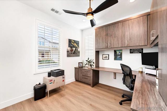 Image 15 of 54 For 7972 Lusardi Creek Ln