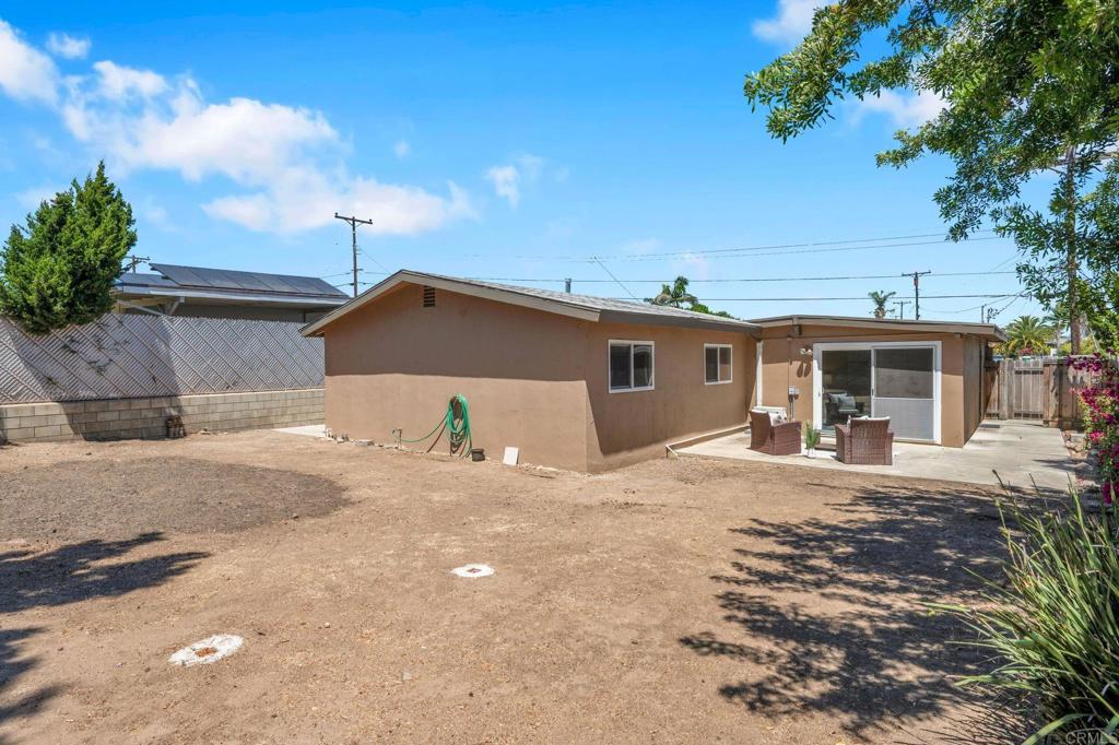 4560 Derrick Drive - photo 17