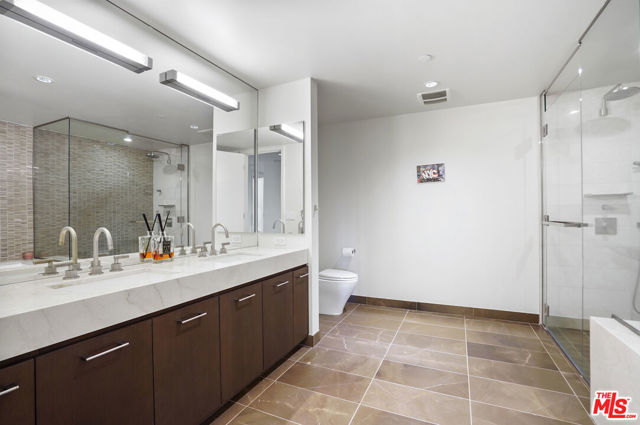 1755 Ocean Ave, 409 photo 18