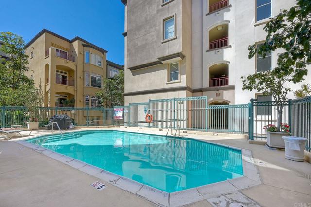 2400 5th Avenue, San Diego CA: https://media.crmls.org/mediaz/3e1a17fa-bd5a-45a0-99fa-18cab139af92.jpg