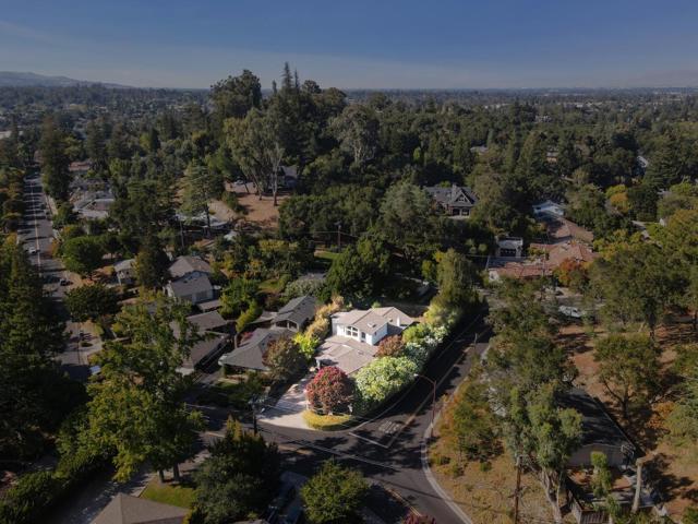251 Loma Alta Avenue, Los Gatos CA: https://media.crmls.org/mediaz/3e1ac2e8-95aa-4f28-b68c-92d313992dc5.jpg