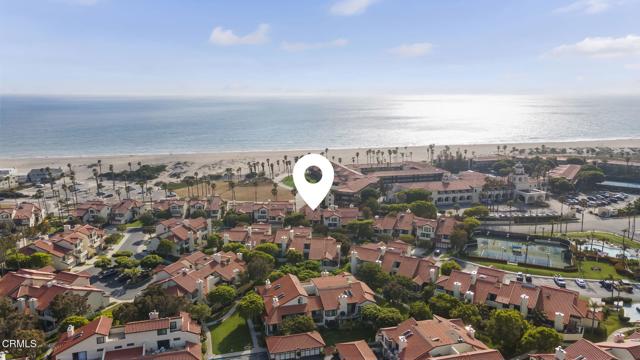 2205 Vina Del Mar, Oxnard CA: https://media.crmls.org/mediaz/3e1b4465-8e42-4cef-be98-433fe06fba73.jpg