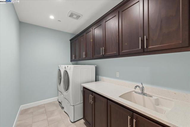 379 Felipe Cmn, Fremont CA: https://media.crmls.org/mediaz/3e1b972c-1e54-4f2e-bfef-e8635749a396.jpg