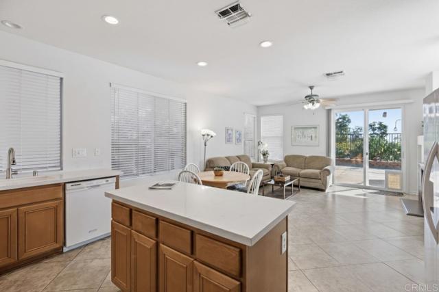 Detail Gallery Image 12 of 45 For 23 Greenvale, Rancho Santa Margarita,  CA 92688 - 4 Beds | 3 Baths