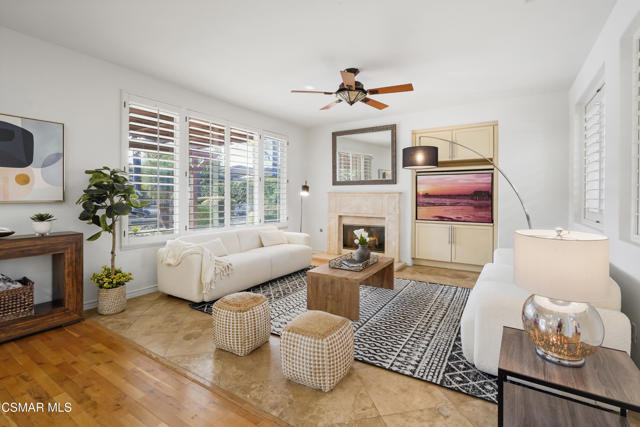 657 Via Vista Vista, Newbury Park CA: https://media.crmls.org/mediaz/3e1ce532-99c0-46e9-8628-325a1edd667e.jpg