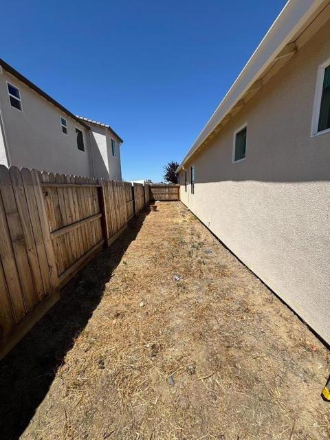 332 Manchester Drive, Los Banos CA: https://media.crmls.org/mediaz/3e1d8664-2706-4d19-ac8b-8384a201d5fa.jpg