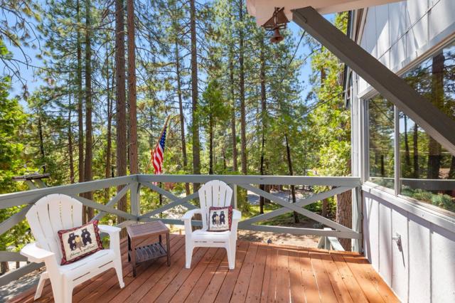 29380 Lassen Drive, Cold Springs CA: https://media.crmls.org/mediaz/3e1dbdff-b7b1-44df-b0a4-ec24f2353f94.jpg