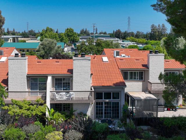 135 Calle Larga, Los Gatos CA: https://media.crmls.org/mediaz/3e1e06fb-a4e0-4283-9976-8de36fabd225.jpg