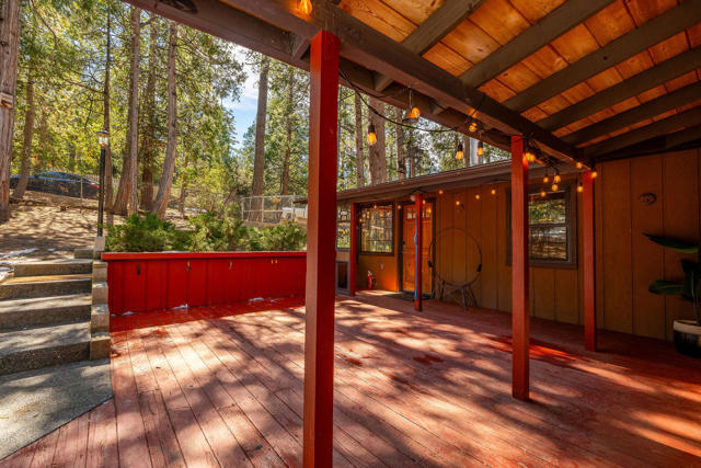 54820 Fern Drive, Idyllwild CA: https://media.crmls.org/mediaz/3e1e1ffc-b9a9-44a2-a88b-42b623b5ed23.jpg