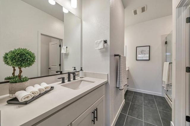 112 Waters Park Circle, San Mateo CA: https://media.crmls.org/mediaz/3e1ee78b-5cb1-4048-b675-1234bb70840e.jpg