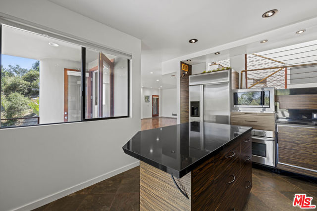2222 Bancroft Avenue, Los Angeles CA: https://media.crmls.org/mediaz/3e200e94-ec69-4a09-99fa-f8656ca5f7f0.jpg