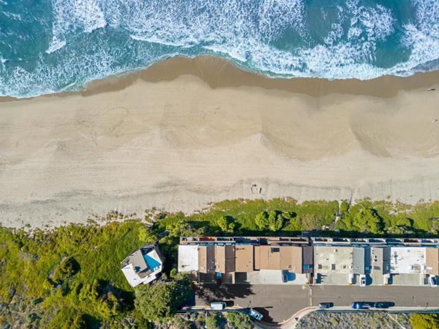 476 Oceanview Drive, La Selva Beach CA: https://media.crmls.org/mediaz/3e2547e2-88cc-4c38-85fd-8faf507cbe7b.jpg