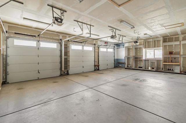 415 Kelly Avenue, Half Moon Bay CA: https://media.crmls.org/mediaz/3e25c787-7bcb-45aa-bc63-ccabeae39047.jpg