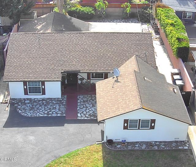 431 Eva Street, Ventura CA: https://media.crmls.org/mediaz/3e25f7d6-3886-49fb-8357-c946d6cd61ce.jpg